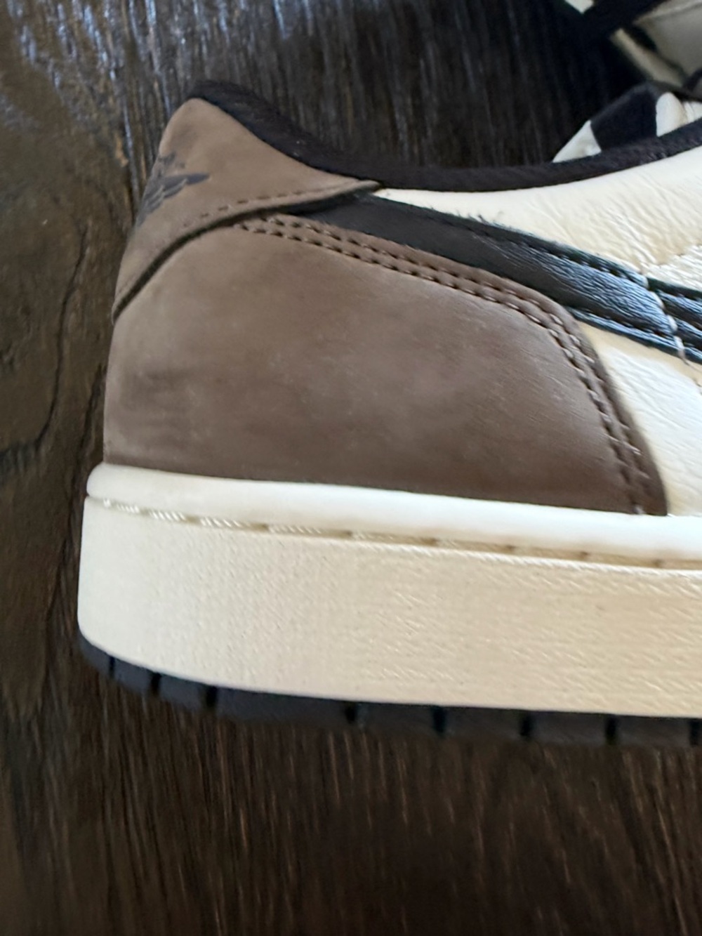 Air Jordan Retro 1 OG Low Mocha Size 12 - new - Picture 2 of 10